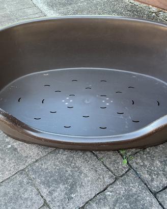 Cuccia per cani di media taglia in plastica