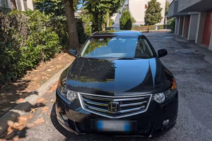 Honda Accord 2.4 i-VTEC Exclusive automatica