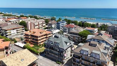 3 LOCALI A FRANCAVILLA AL MARE