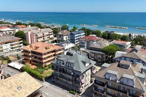 3 LOCALI A FRANCAVILLA AL MARE