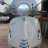 Vespa 125GTS come nuova