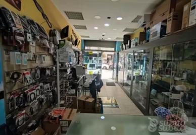 arredamento negozio