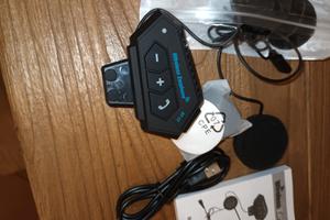 Auricolari per caschi moto 