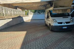 Furgone Renault trafic diesel 2.0 del 2008