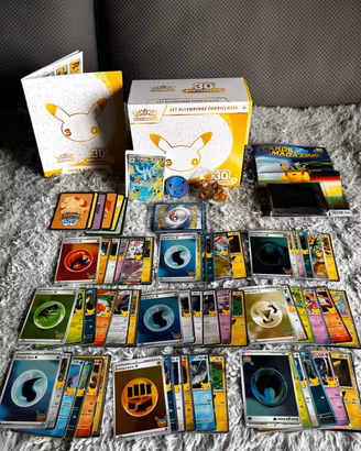 ETB pokemon 30º anniversario