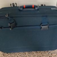 Valigia da viaggio blu