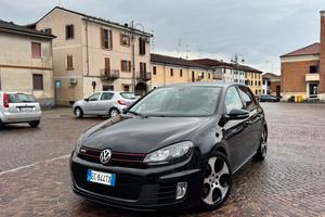 Volkswaghen Golf 6 GTI 211Cv cambio Dsg