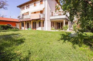 Appartamento di 146 m² con 5 locali e box auto dop