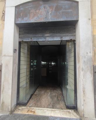 Locale commerciale Bari in Via Crispi