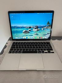 MacBook Air M1 13” 256GB – Batteria 98% - Scatola