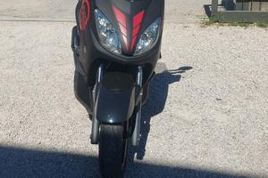 Scooter XMAX 250 2008 YAMAHA