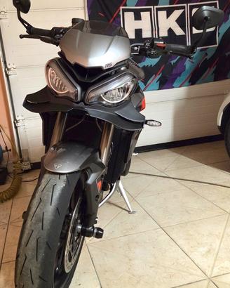 Ala anteriore Triumph street triple 765 