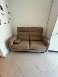 divano 2 posti