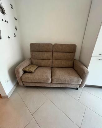 divano 2 posti