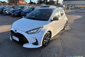 Toyota Yaris 1.5 hybrid Lounge