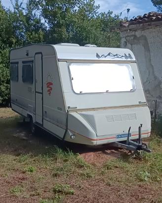 Roulotte Adria 4 posti 
