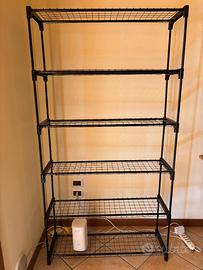 scaffale in plastica