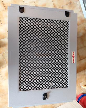 Armadio rack per batterie fotovoltaico