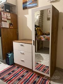 Mobile ingresso con specchio