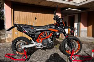 KTM 690 smc r 2020