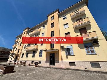 3 LOCALI A NAPOLI