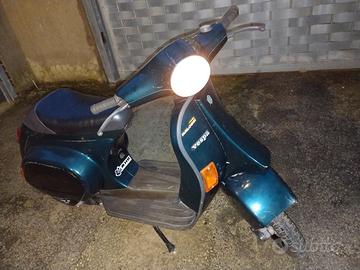 vespa v