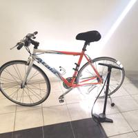 Bici da corsa ibrida Atala SLR 100
