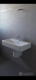 Lavandino in ceramica Ideal Standard