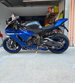 yamaha r1 2023