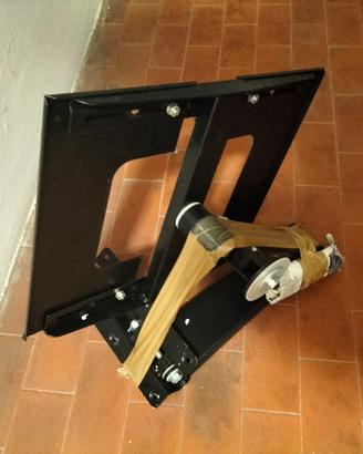 staffa porta tv catodica 
