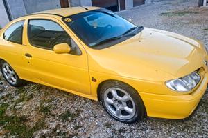 Renault Megan Coach 2000 16V