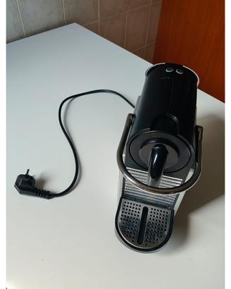 Macchina caffè Nespresso Pixie