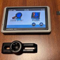 Navigatore Garmin nuvi