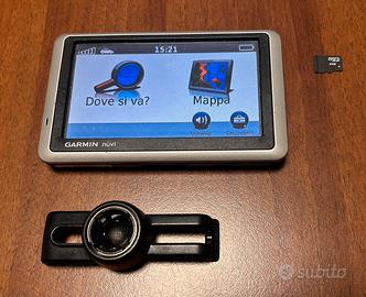 Navigatore Garmin nuvi