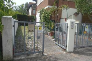 2 LOCALI A COMACCHIO