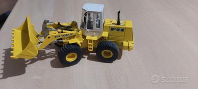 Modellini industriali e movimento terra