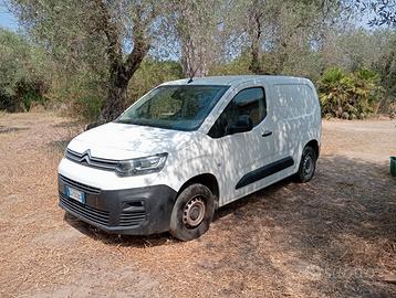 Furgone Berlingo