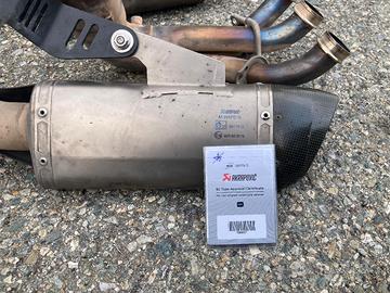 Scarico Akrapovic 
