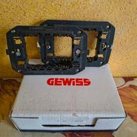 DUE PLACCHE GEWISS
