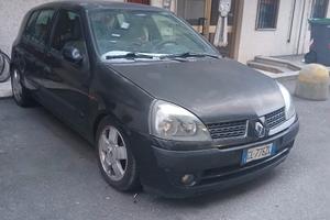 clio 2003