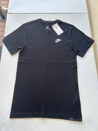 Maglietta nera maniche corte uomo NIKE