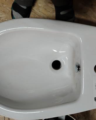 Bidet sospeso colibrí 