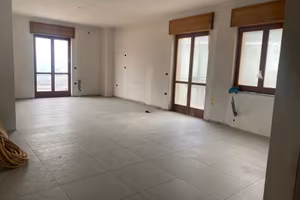 Appartamento a spezzano della