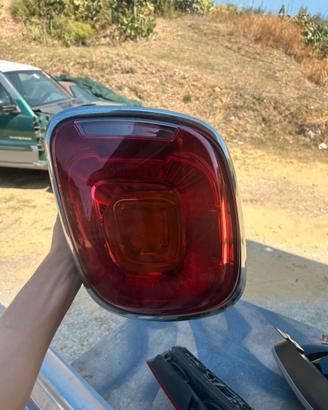 Fanale dx fiat 500L