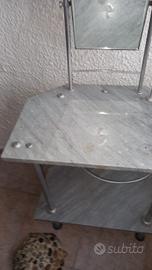 Toilette antica in marmo