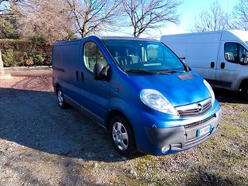 Opel Vivaro 27 2.0 CDTI 120CV PC-TN Furgone