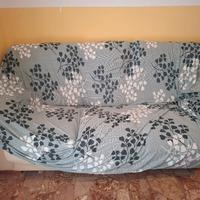 Divano letto matrimoniale con doghe in legno