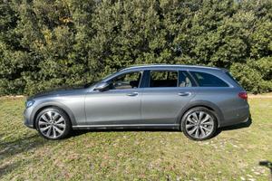 Mercedes E 220 D 4 MATIC