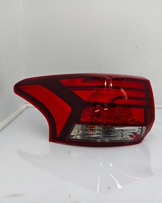 Faro fanale stop post sx mitsubishi outlander iii