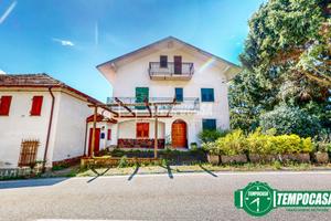 Stabile - Palazzo a Ponzone 10 locali